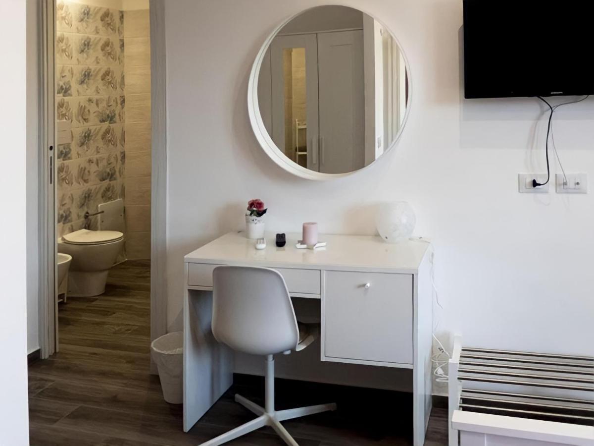 Garibaldi Rooms 29 - Piazza Marina A Palermo - In Pieno Centro. מראה חיצוני תמונה