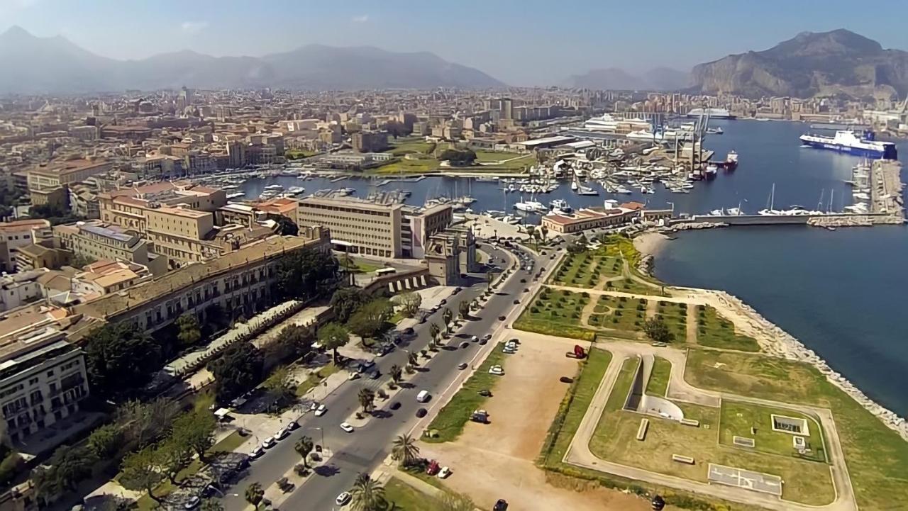Garibaldi Rooms 29 - Piazza Marina A Palermo - In Pieno Centro. מראה חיצוני תמונה