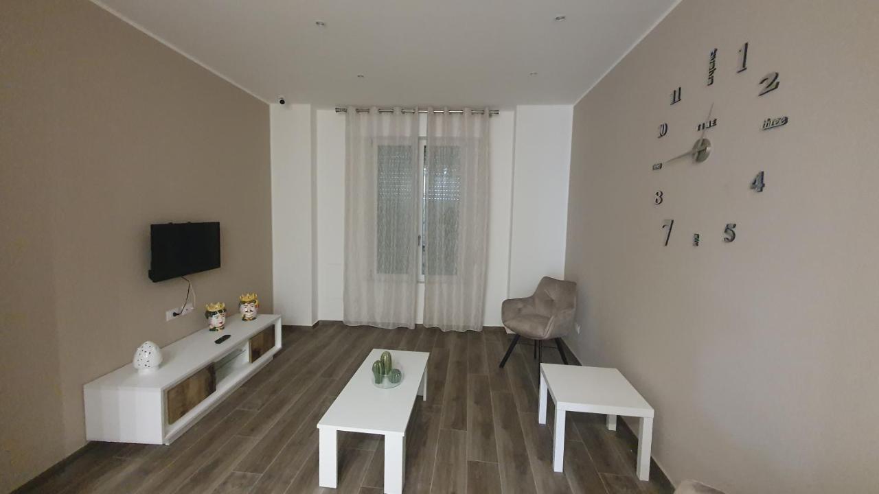 Garibaldi Rooms 29 - Piazza Marina A Palermo - In Pieno Centro. מראה חיצוני תמונה