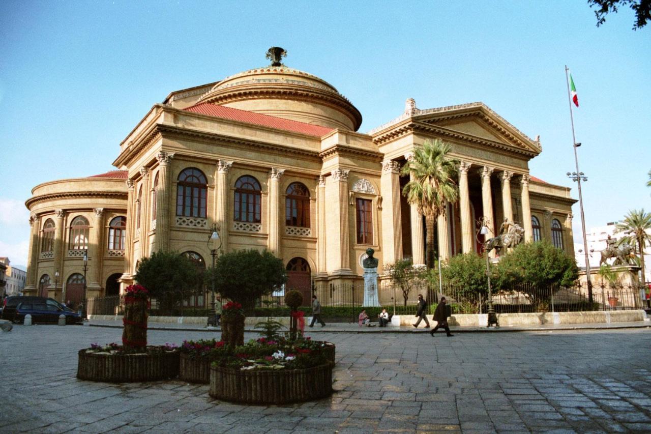 Garibaldi Rooms 29 - Piazza Marina A Palermo - In Pieno Centro. מראה חיצוני תמונה