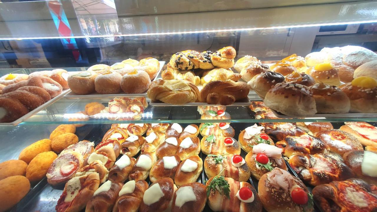 Garibaldi Rooms 29 - Piazza Marina A Palermo - In Pieno Centro. מראה חיצוני תמונה