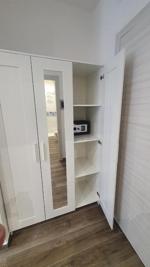 Garibaldi Rooms 29 - Piazza Marina A Palermo - In Pieno Centro. מראה חיצוני תמונה