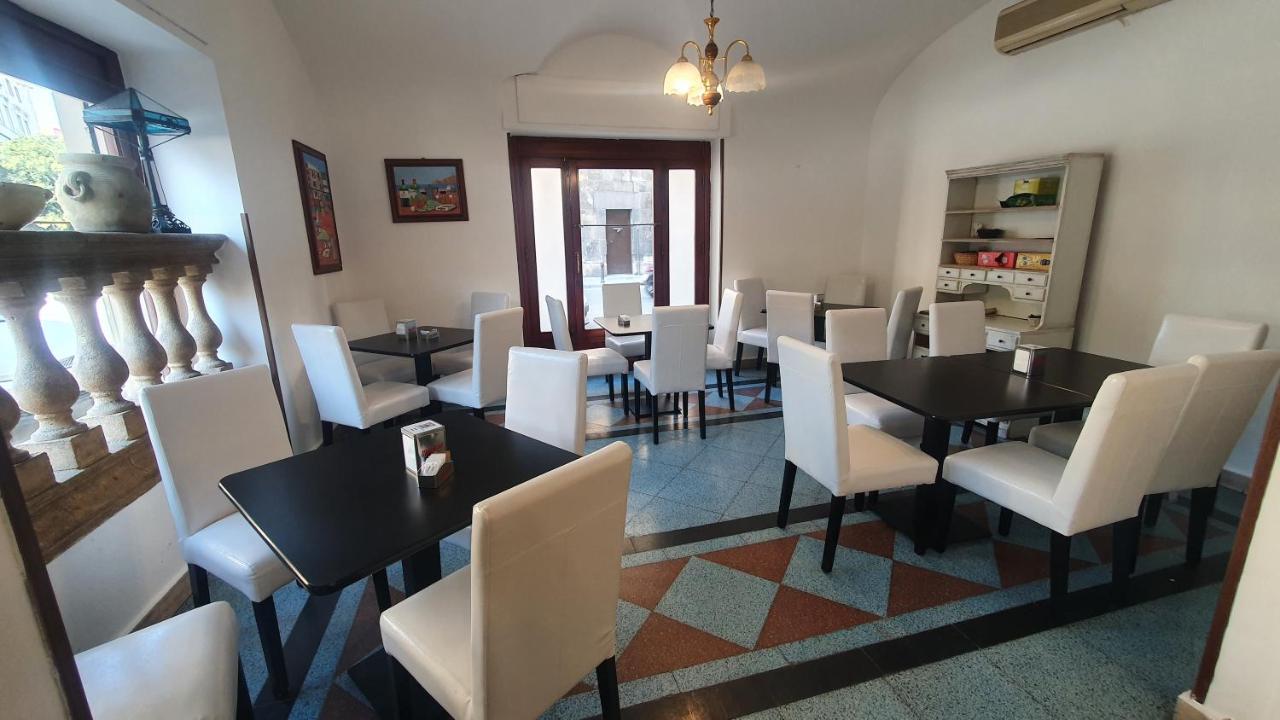 Garibaldi Rooms 29 - Piazza Marina A Palermo - In Pieno Centro. מראה חיצוני תמונה